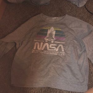 Grayson/Threads Medium crewneck